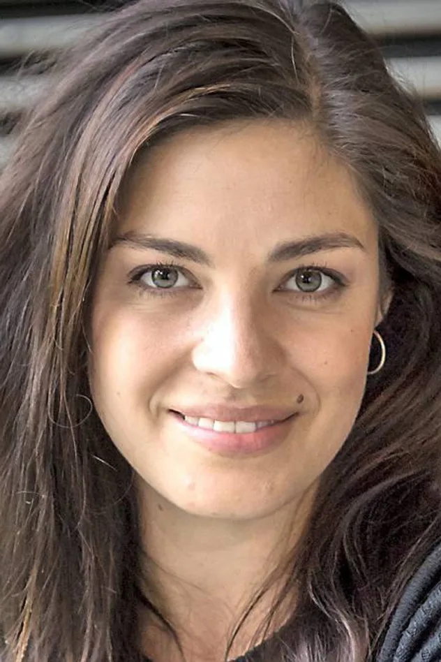 Imagen de portada para Natalie Madueño