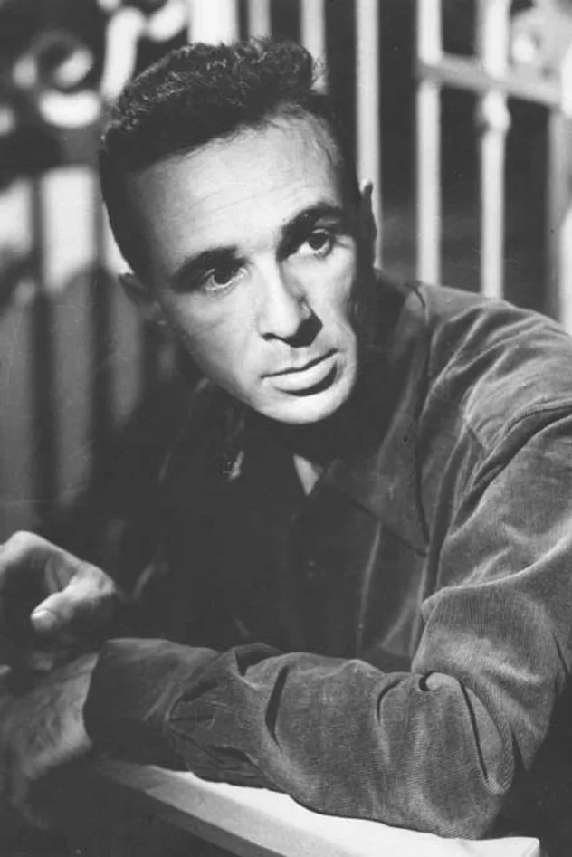 César Enríquez photo