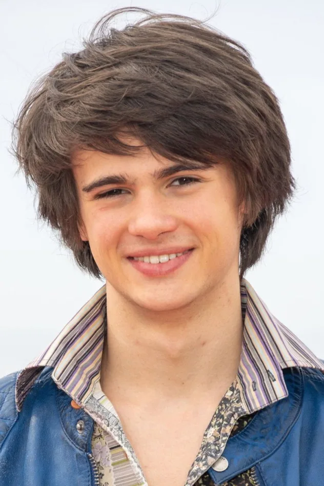 صورة الغلاف لـ Aaron Kissiov