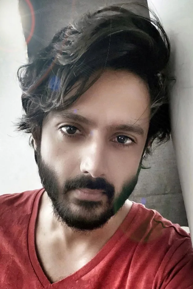 Dhruv Bhandari için kapak görseli
