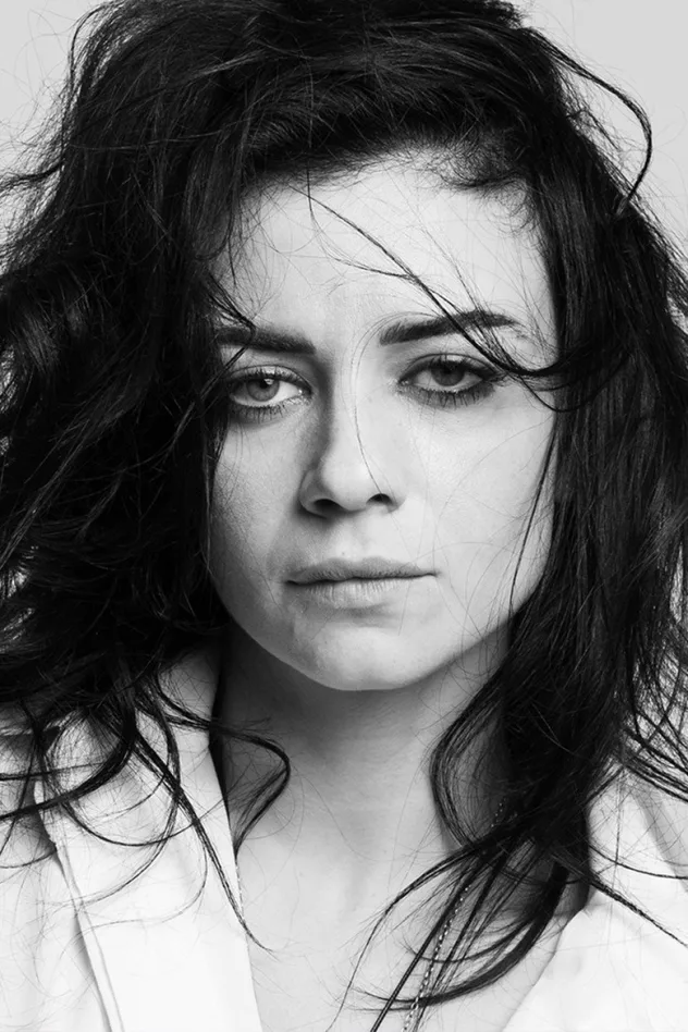 Cover image for Ninet Tayeb