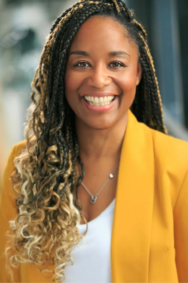 Joanna Adeyinka-Burford için kapak görseli