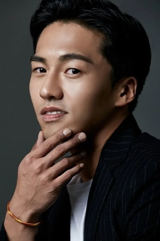 Kwon Dong-won için kapak görseli