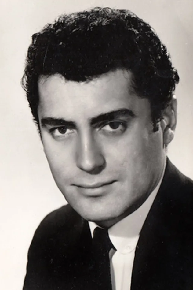Cover image for Tunç Okan