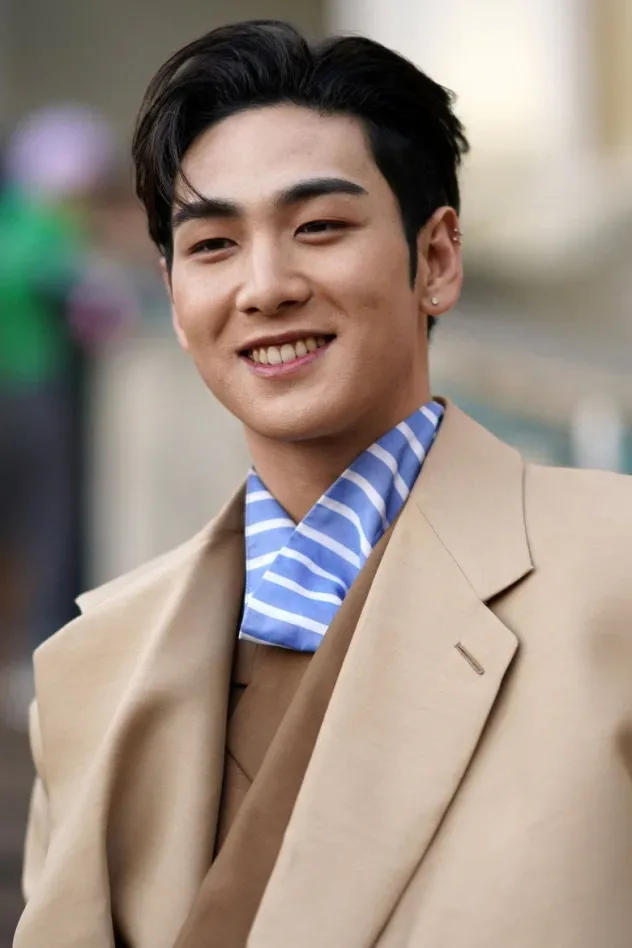 صورة الغلاف لـ Baekho