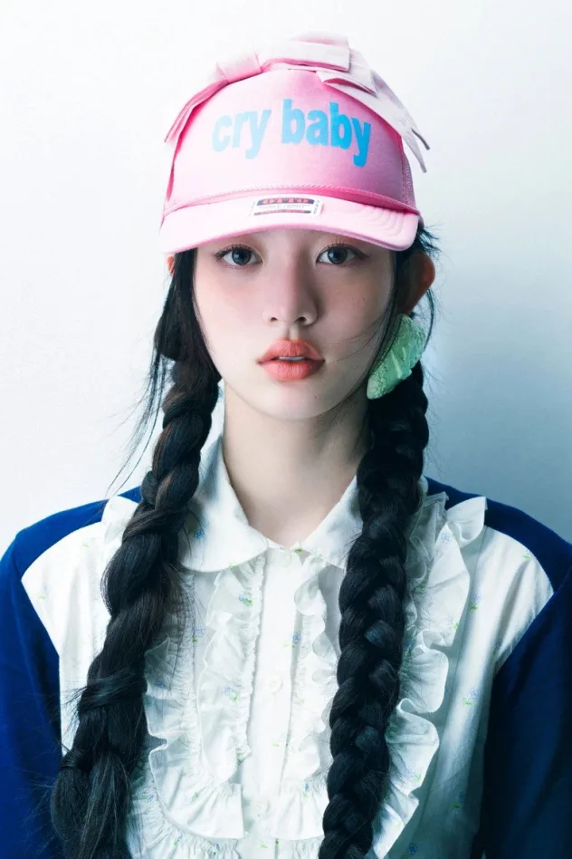 민주 photo