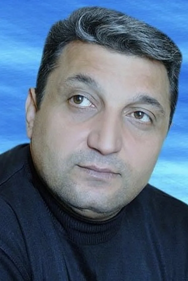 Rauf Ağakişiyev için kapak görseli