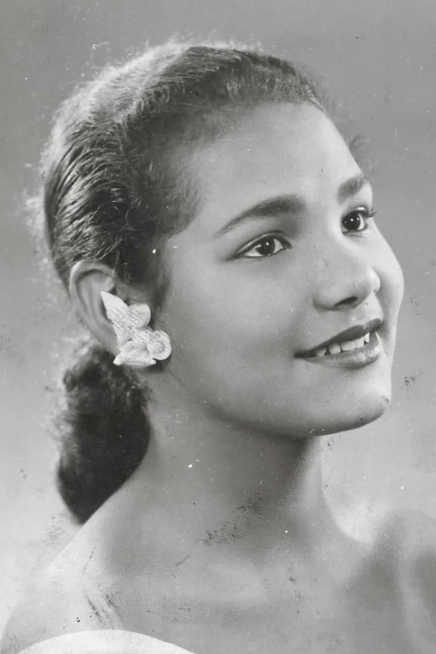 Cover image for Esther Mellinger