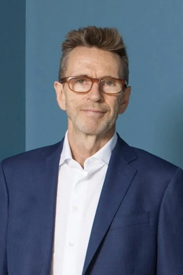 Обложка для Oliver Peyton