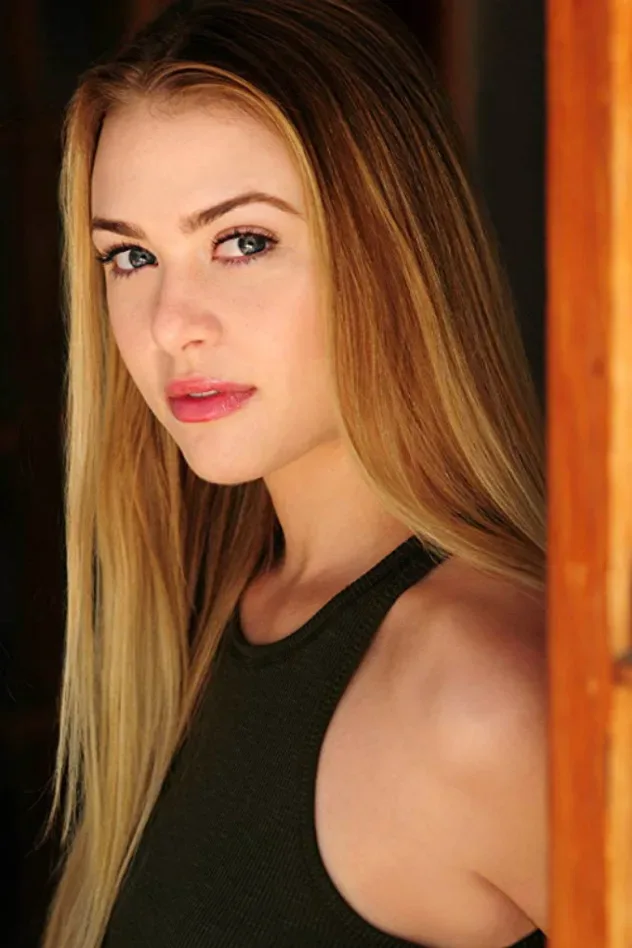 Обложка для Hayley Erin