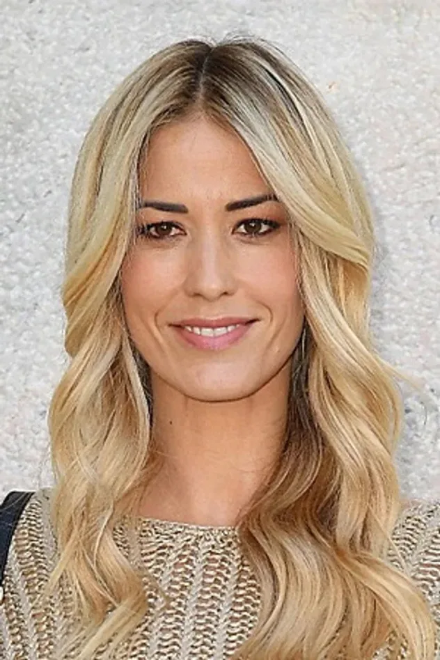 صورة الغلاف لـ Elena Santarelli