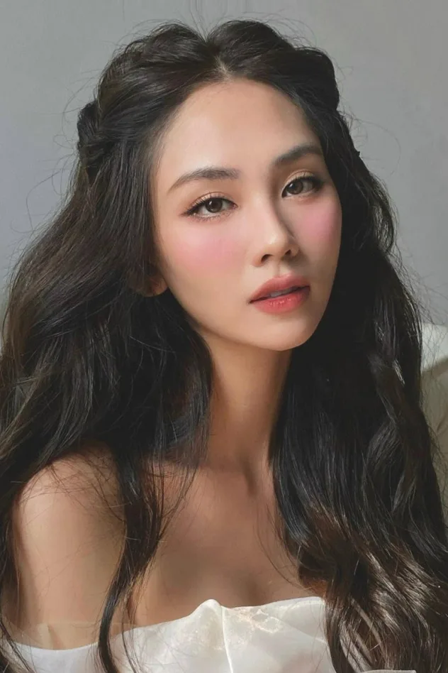 Mai Phương için kapak görseli