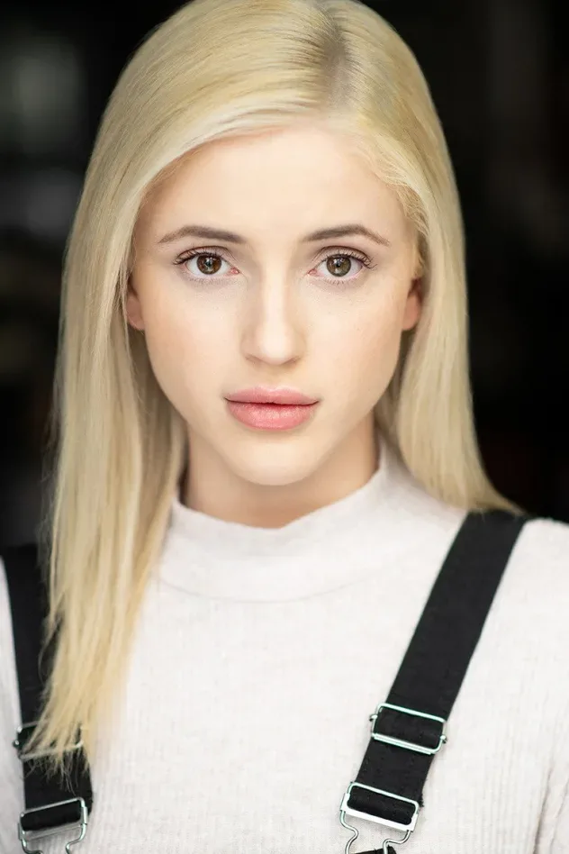 Обложка для Skylar Radzion