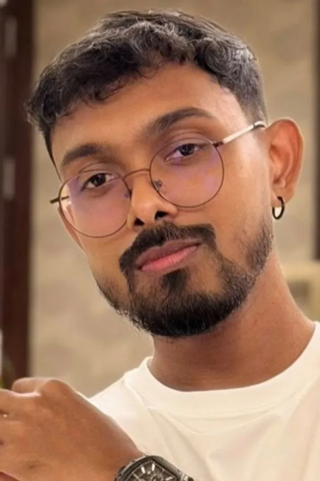 Cover image for Manuja Jayakody