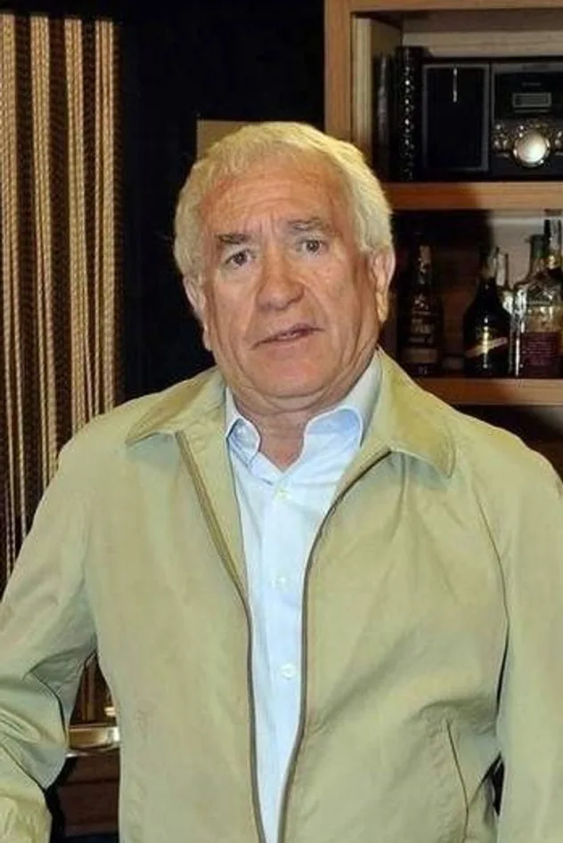 Imagen de portada para Cesáreo Estébanez