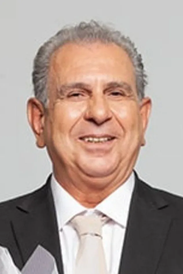 Cover image for Kostas Kazakas