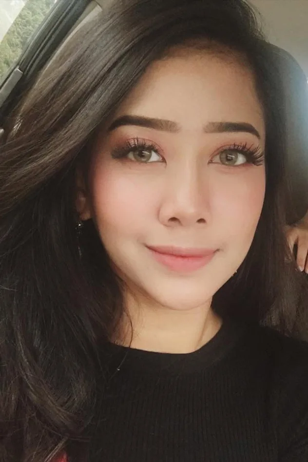 Cover image for Fatin Afeefa