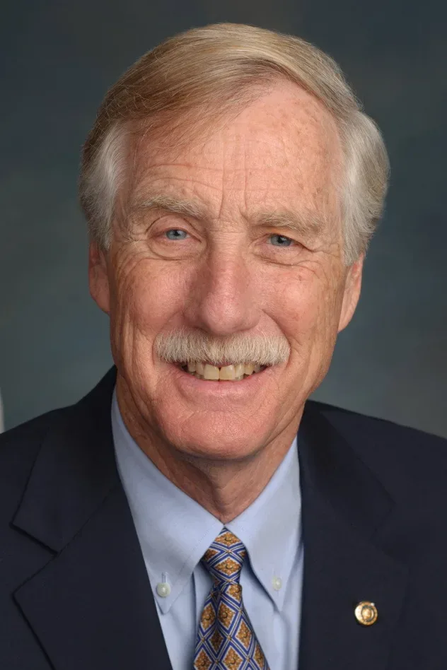 Обложка для Angus King