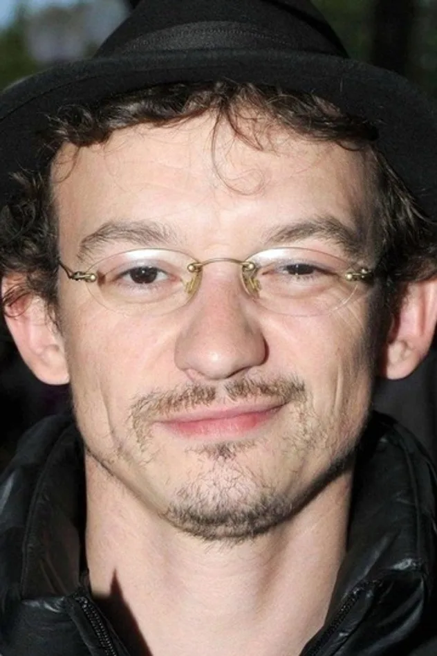 Обложка для Julien Courbey