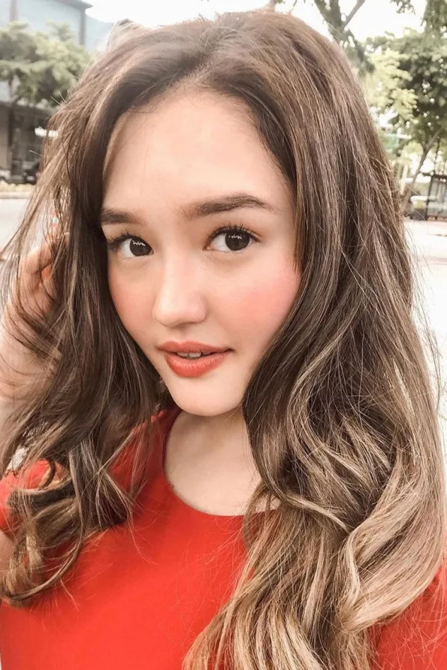 Mika Dela Cruz için kapak görseli