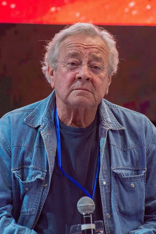 Richard Darbois için kapak görseli
