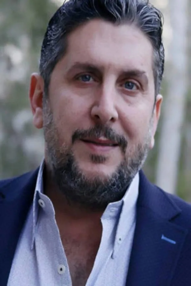 صورة الغلاف لـ Mohamed Qanuaa