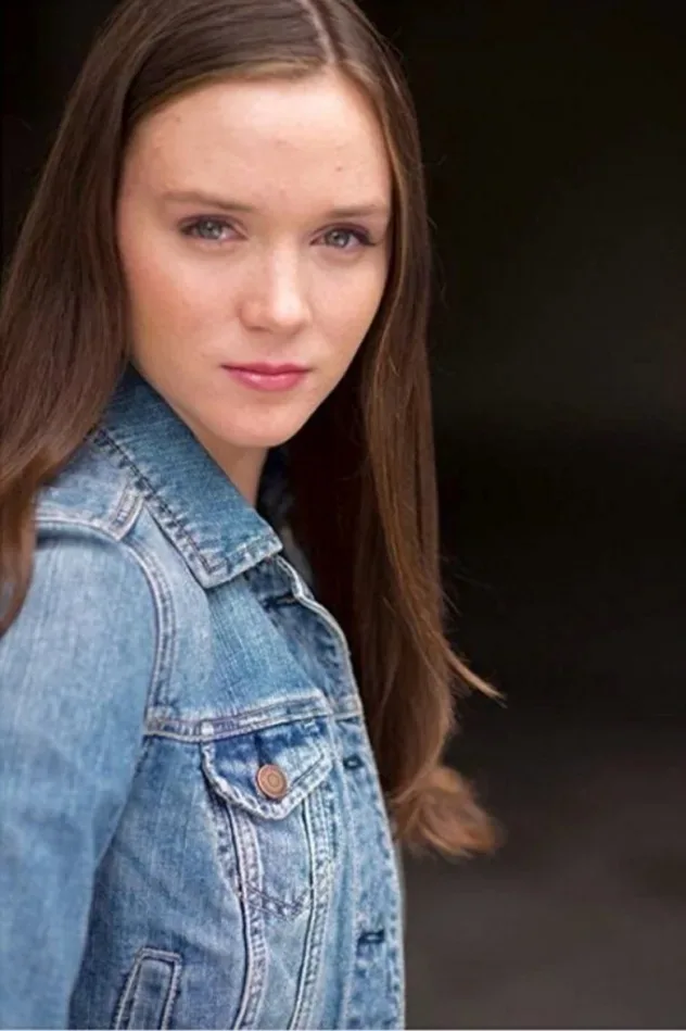 صورة الغلاف لـ Ava Hughes