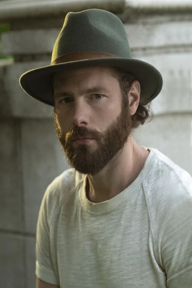Drew Hale için kapak görseli