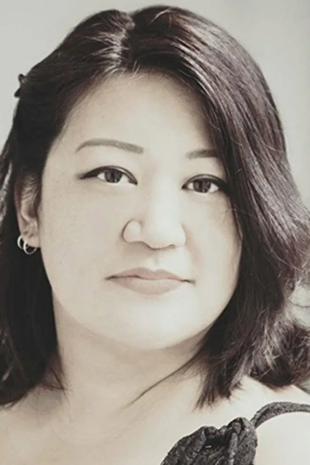 April Lee için kapak görseli