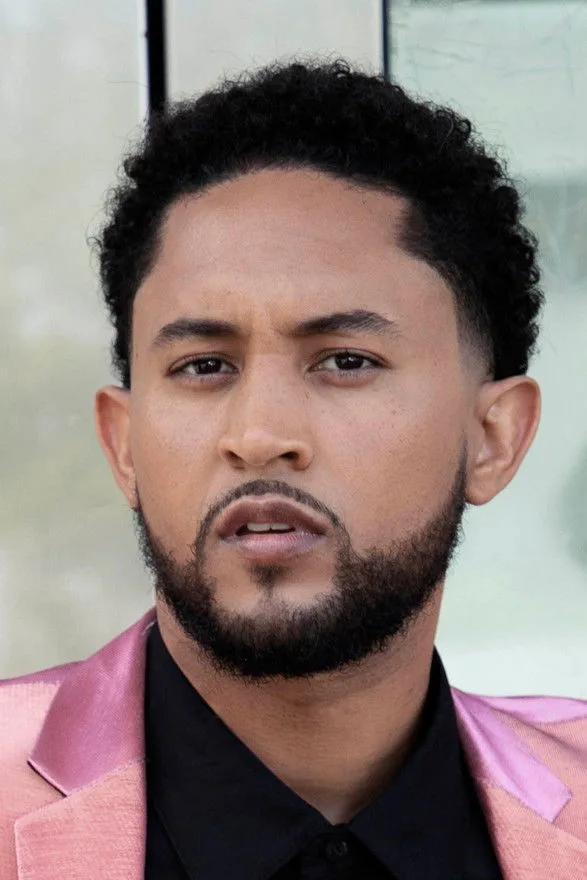 фото Tahj Mowry
