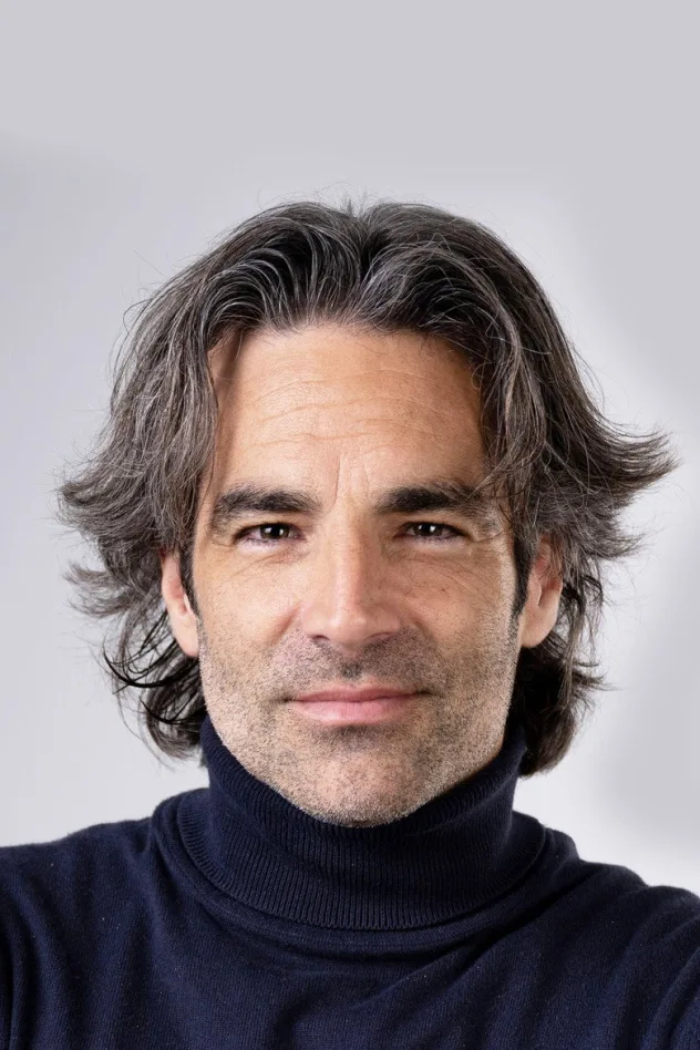 Fernando Corral için kapak görseli