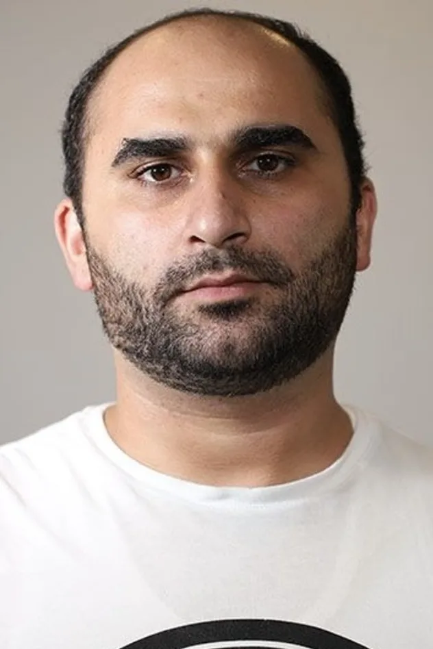 Azər Səlimli için kapak görseli