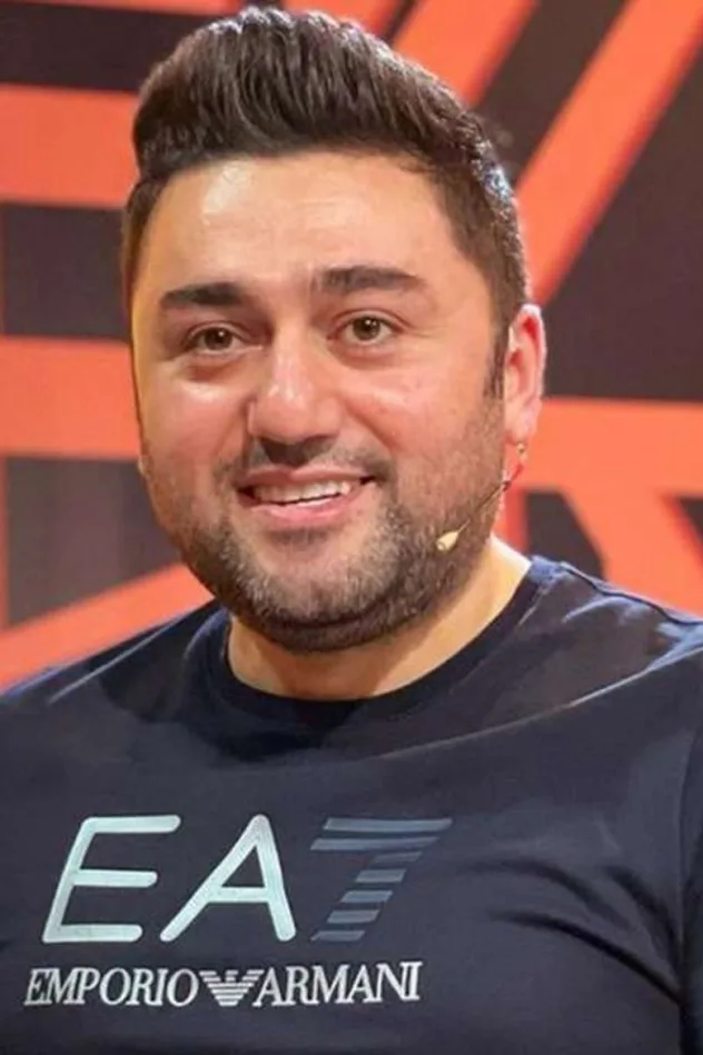 Müşfiq Şahverdiyev için kapak görseli