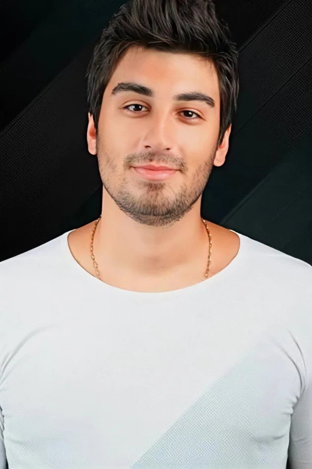 Imagen de portada para Arem Özgüç