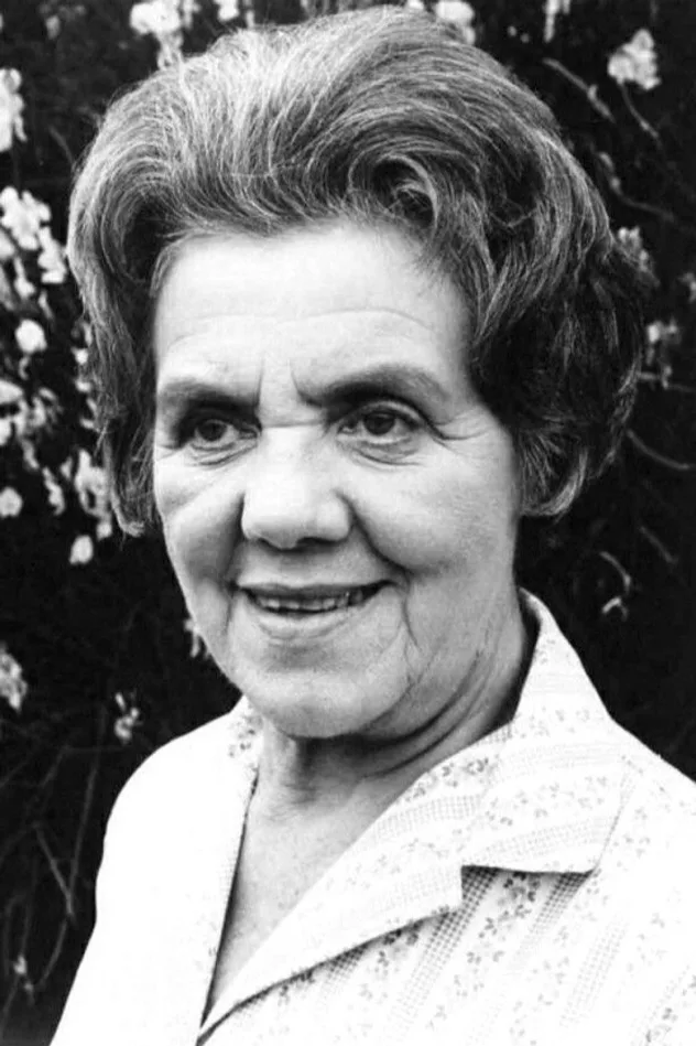 Imagen de portada para Marjorie Rhodes