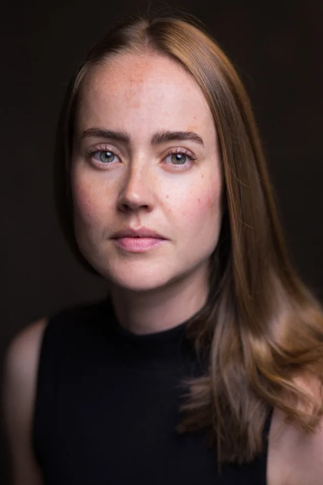 Helen Mackay için kapak görseli