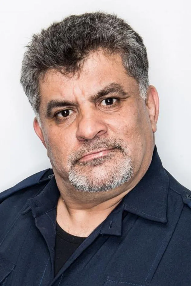 Cover image for Yigal Adika