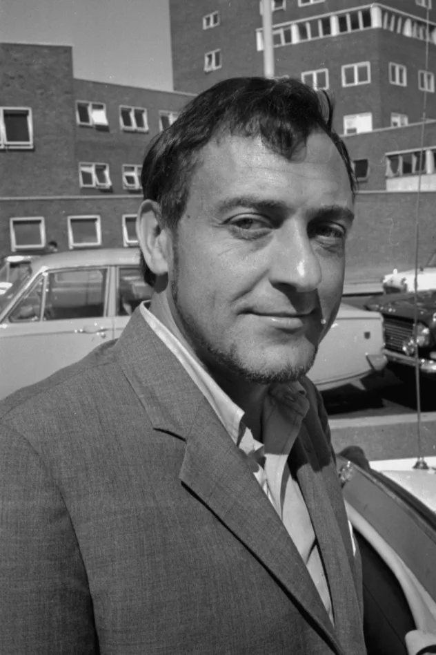 Обложка для Harry H. Corbett