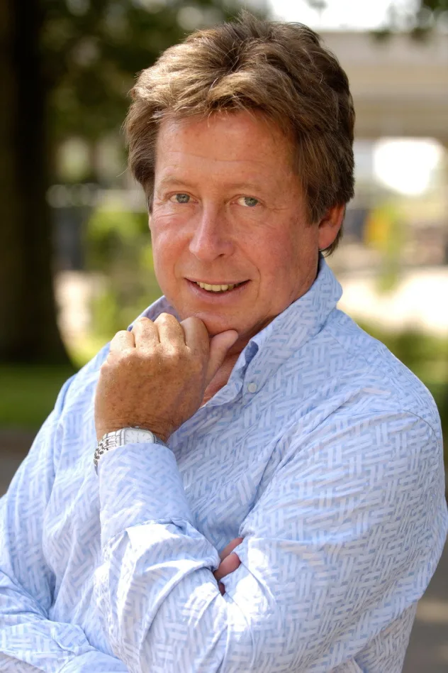 Cover image for Hans Kazàn