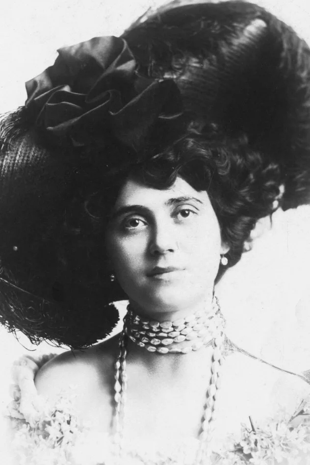Cover image for Evelyn Selbie