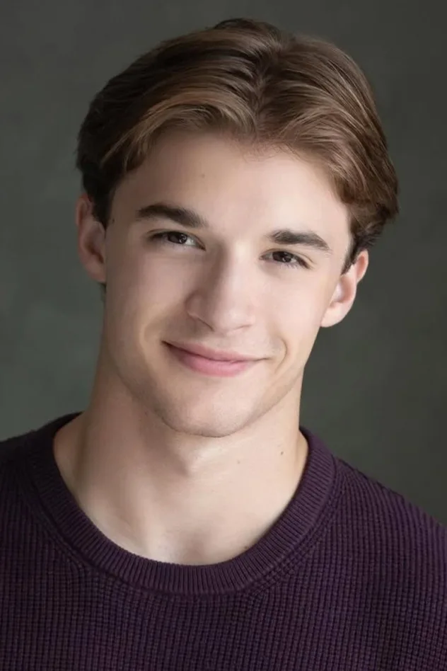 Avery Esteves