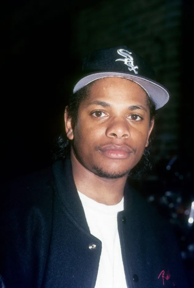 Eazy-E için kapak görseli