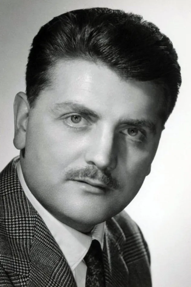 Paul Paviot için kapak görseli
