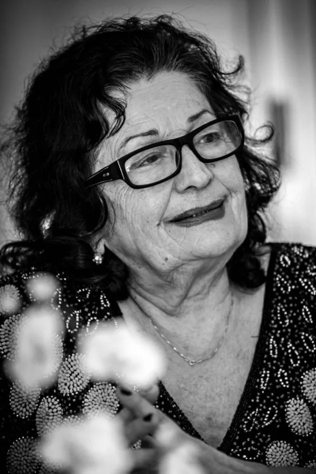 Elmira Şabanova için kapak görseli