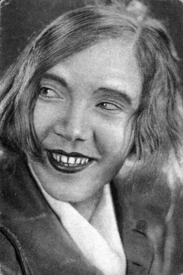 Alexandra Khokhlova için kapak görseli