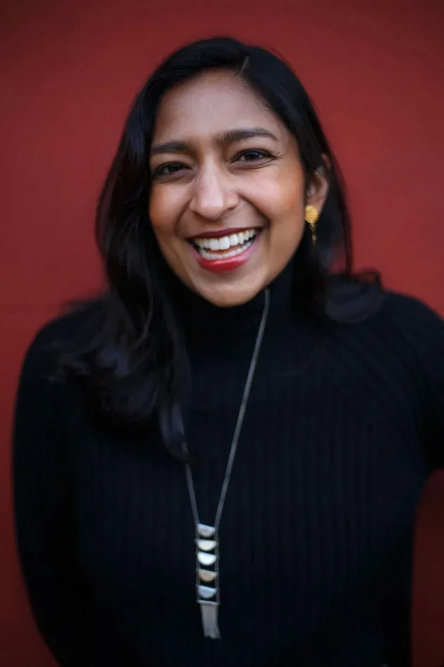 Imagen de portada para Priya Krishna