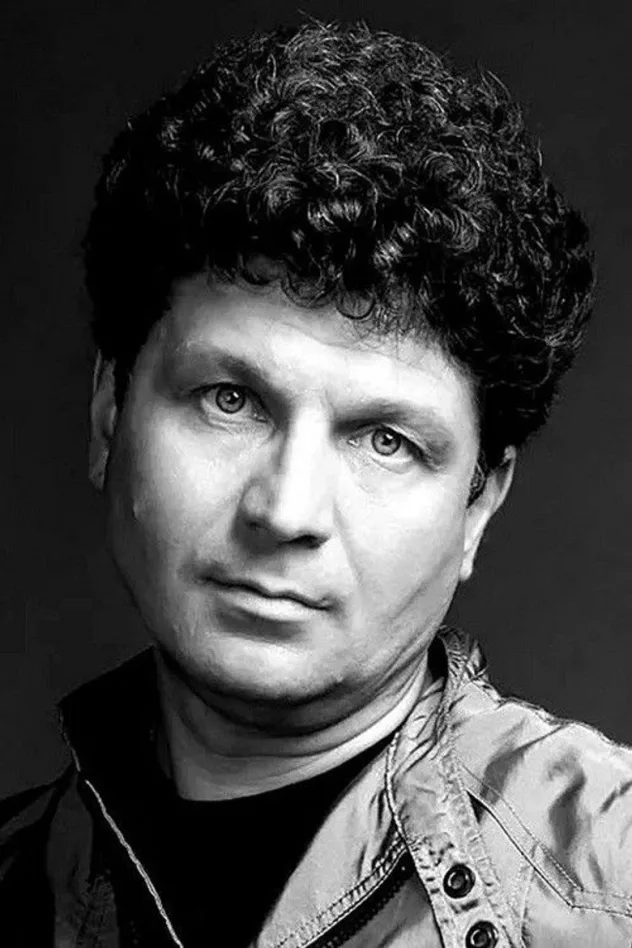 Sergey Minaev için kapak görseli