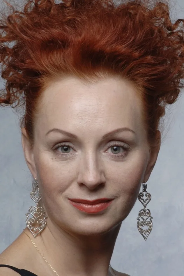 Ekaterina Khlystova için kapak görseli
