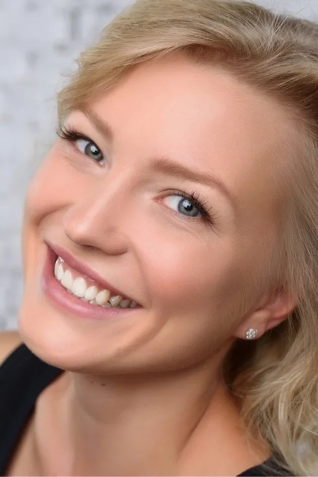 Svetlana Bryukhanova için kapak görseli