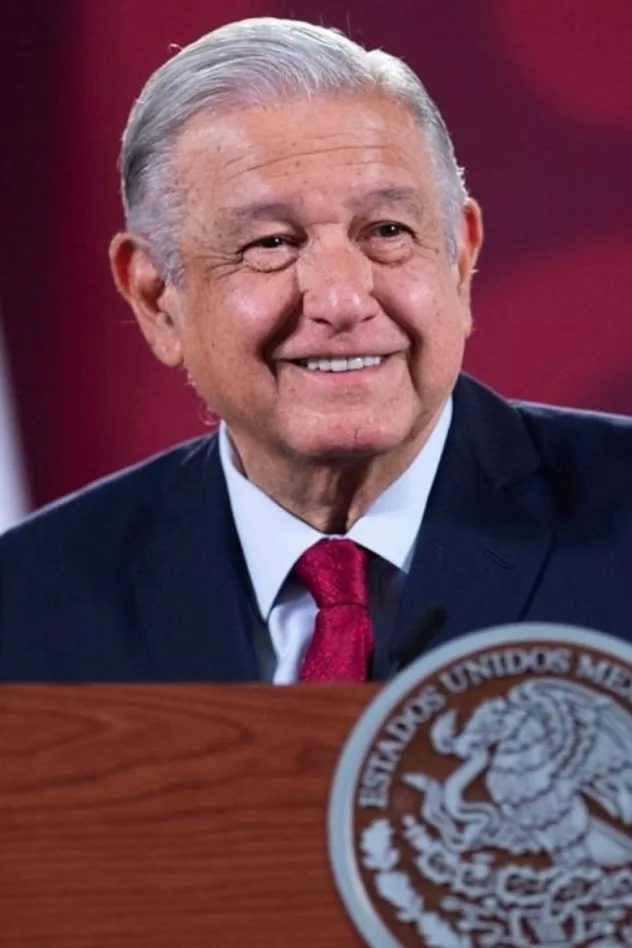 Andrés Manuel López Obrador için kapak görseli